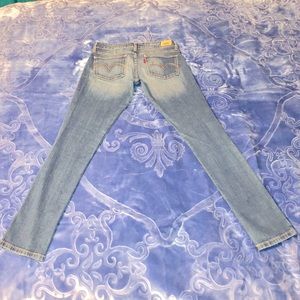 LEVIS-TOO SUPERLOW 524 JEANS